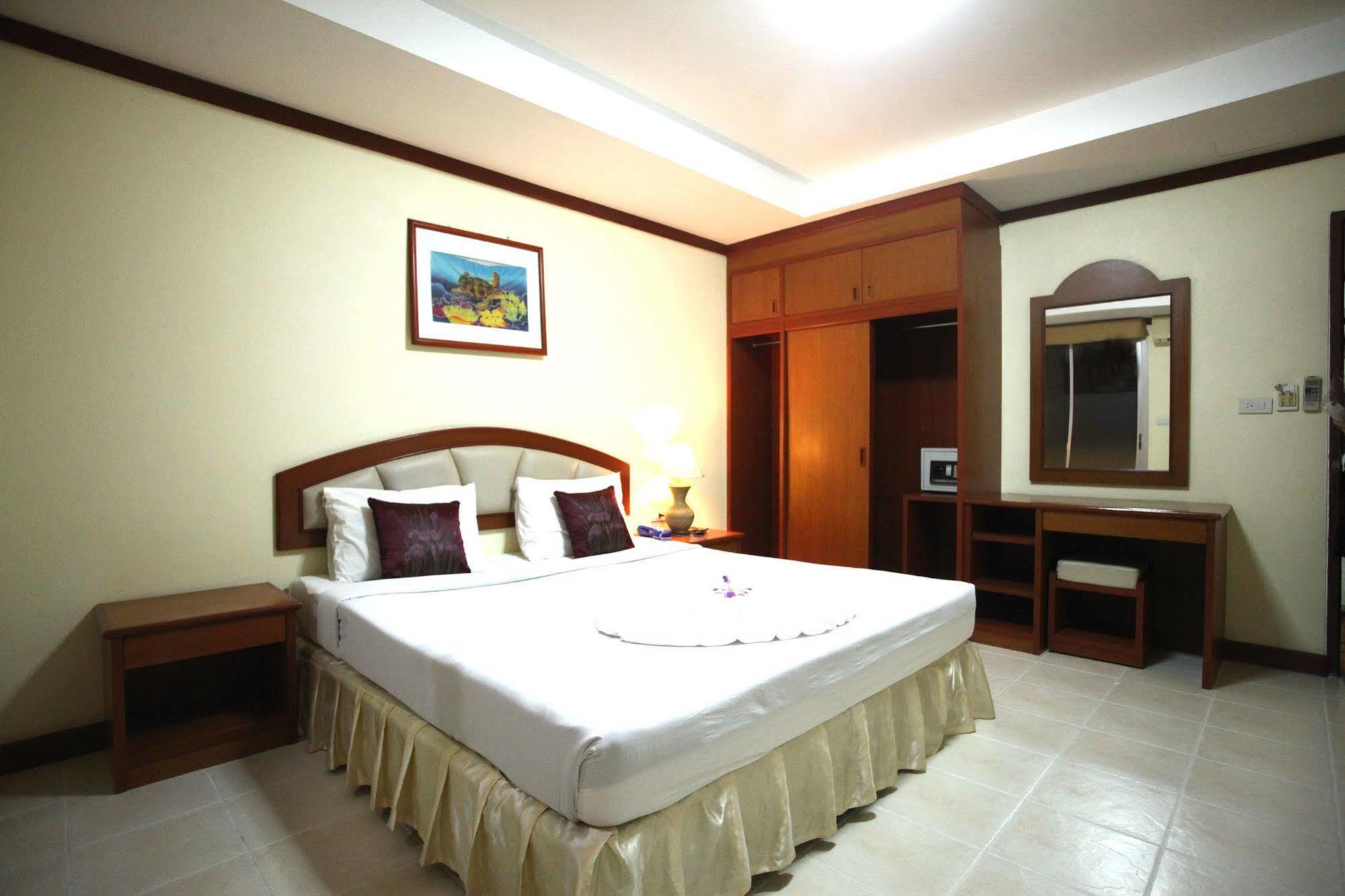 Priew Wan Guesthouse Patong Kültér fotó
