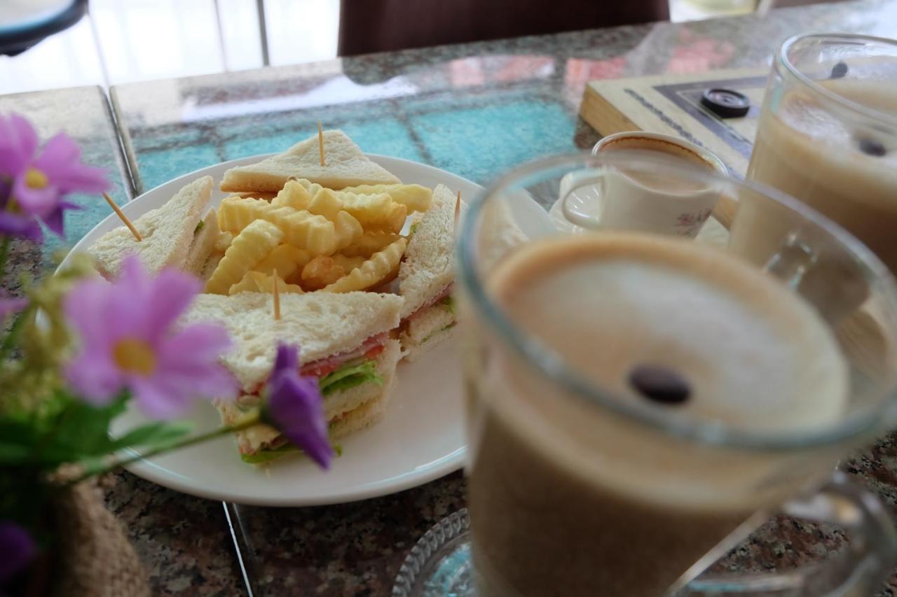 Priew Wan Guesthouse Patong Kültér fotó